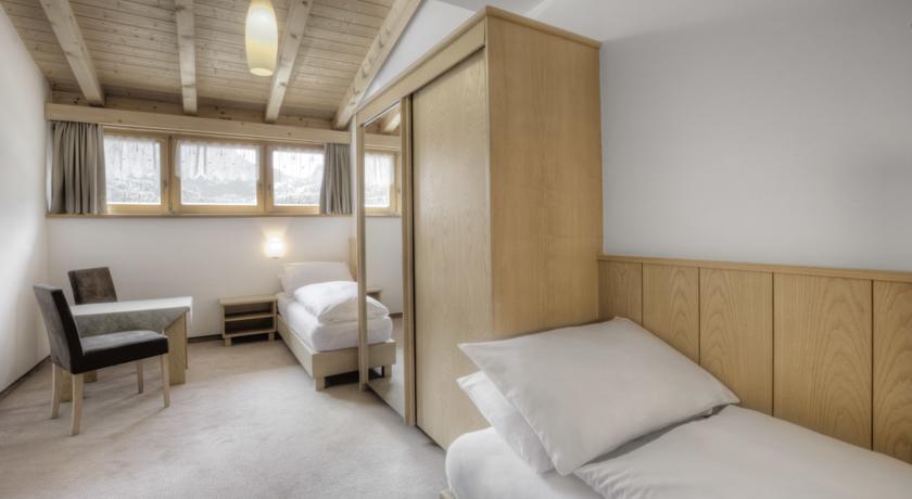 Hotel La Tambra Corvara In Badia Quarto foto